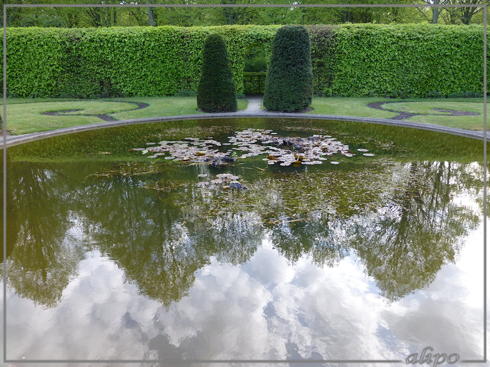 20130513_1926weerspiegeling_vijver_Beeckestijn3 Lumix FZ30